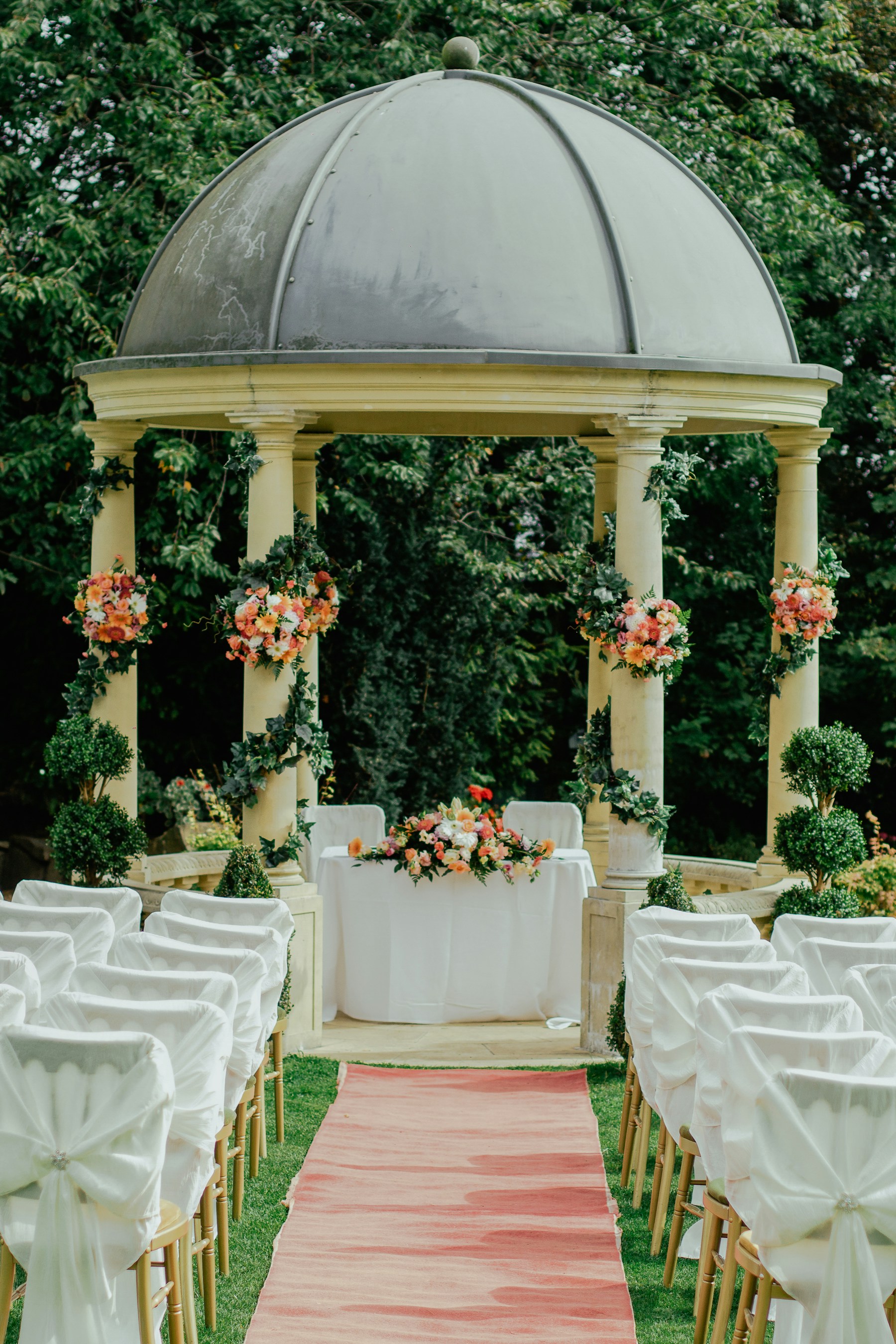 Romantic event styling inspiration